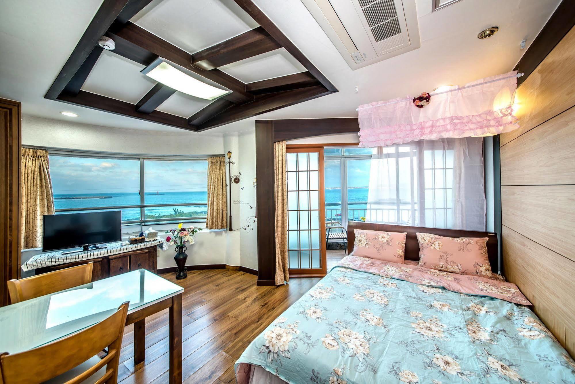 Jeju Pado Sori Apartment Exterior photo